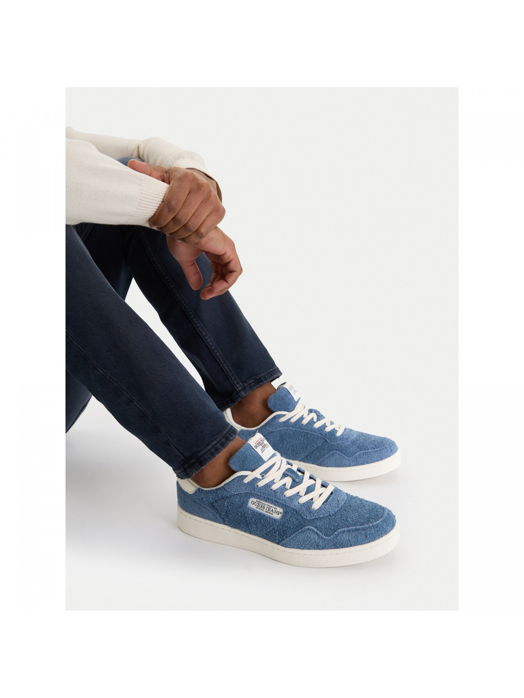 Sneakersy Guess Jeans EO-LUNARI-02 WE Modrá