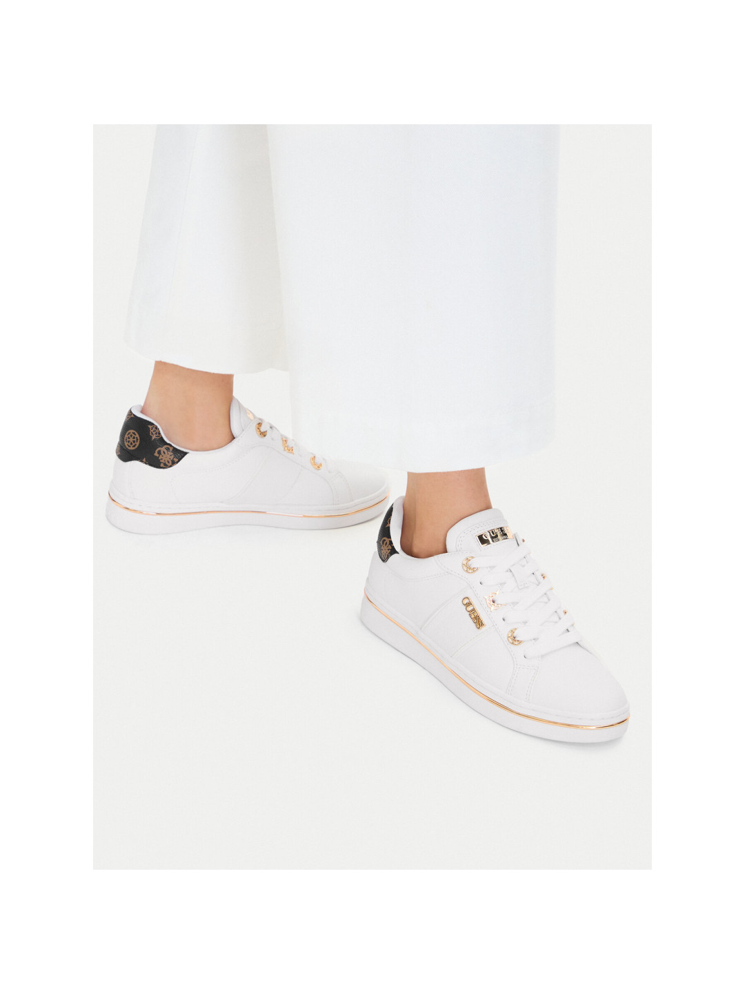 Sneakersy Guess FLPSTW ELE12