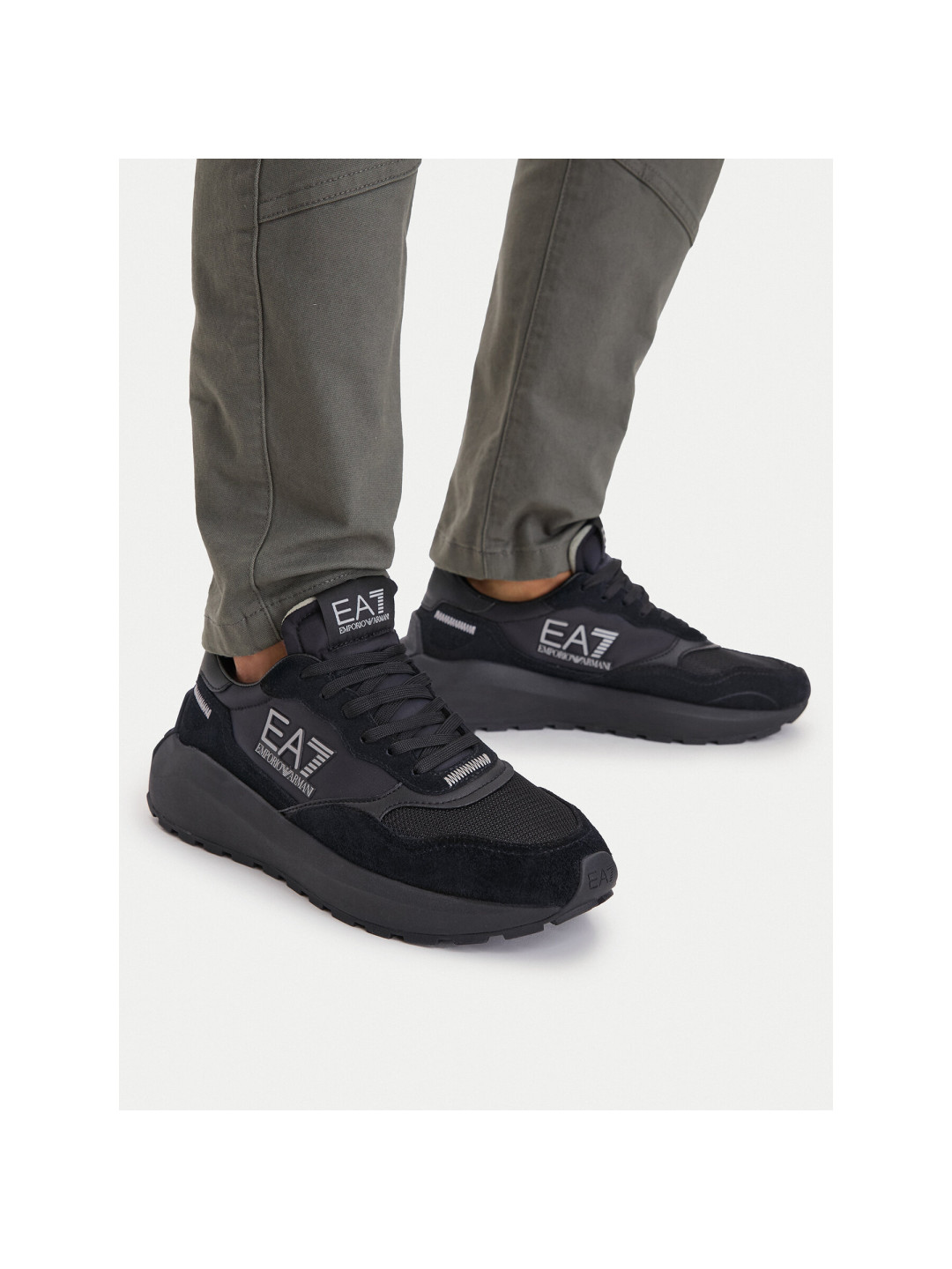Sneakersy EA7 Emporio Armani 7X000341 AF18616 MZ186 Černá