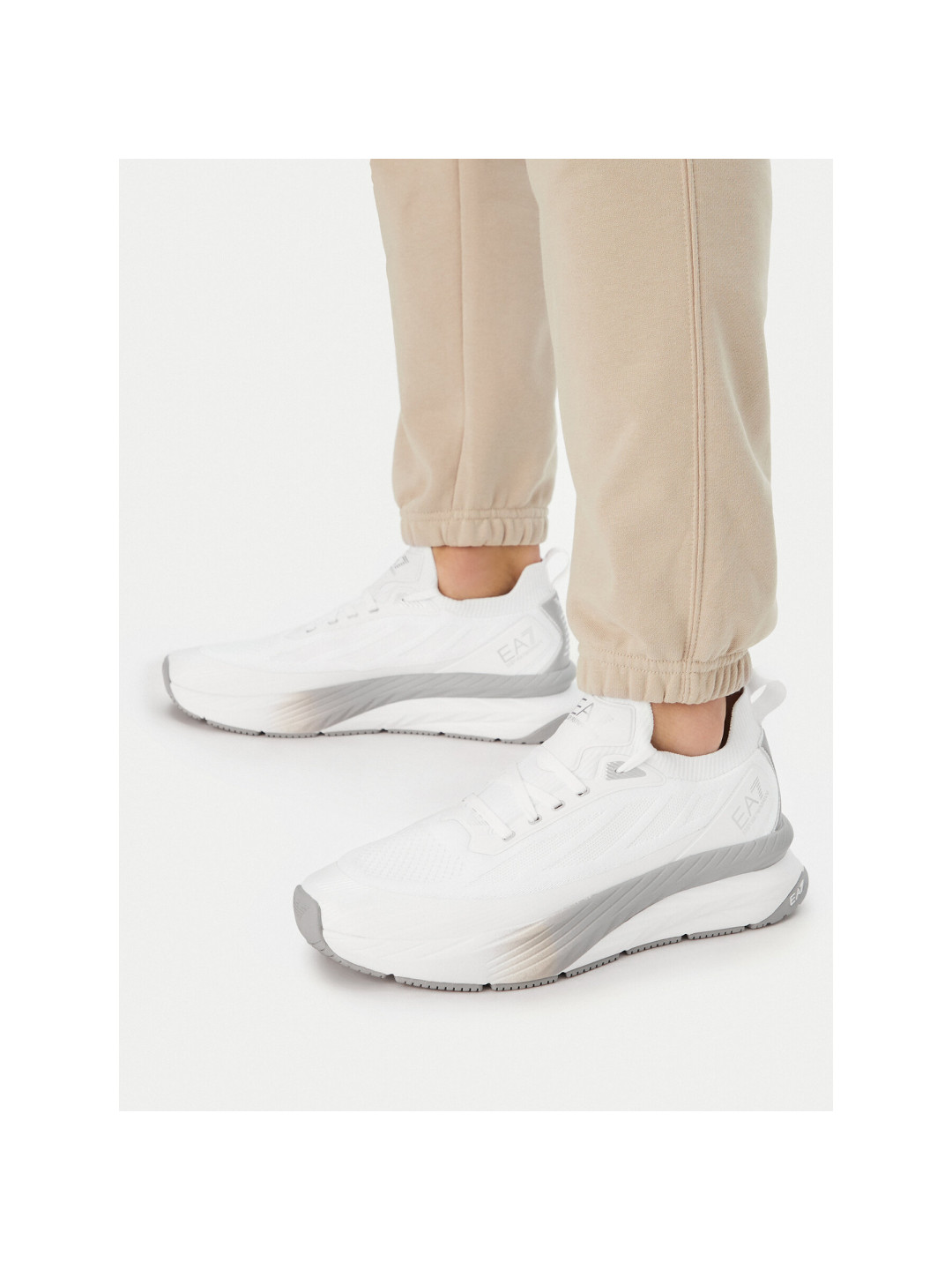 Sneakersy EA7 Emporio Armani 7X000343 AF18639 MZ024 Bílá