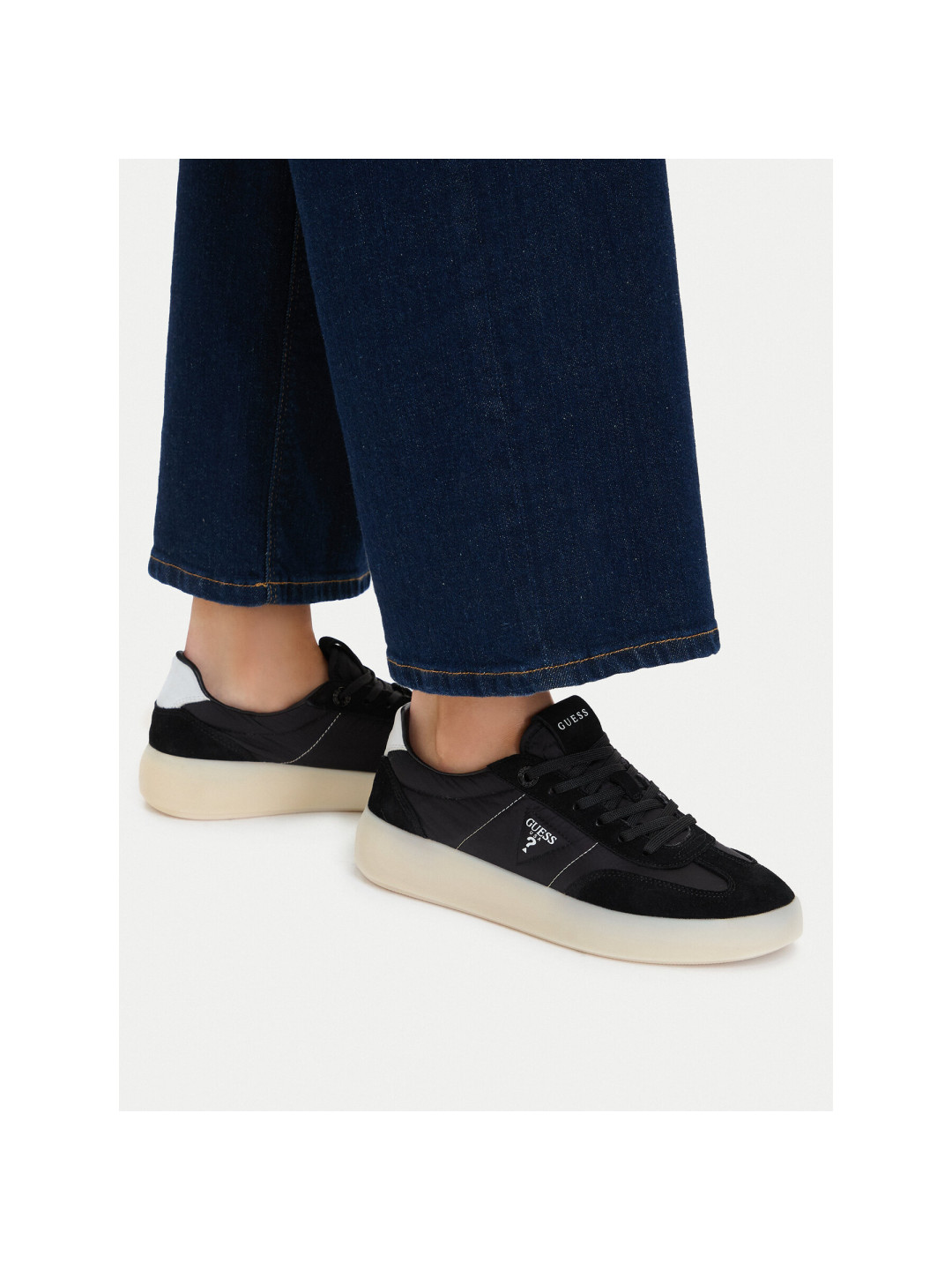 Sneakersy Guess FLPPAR FAB12 Černá