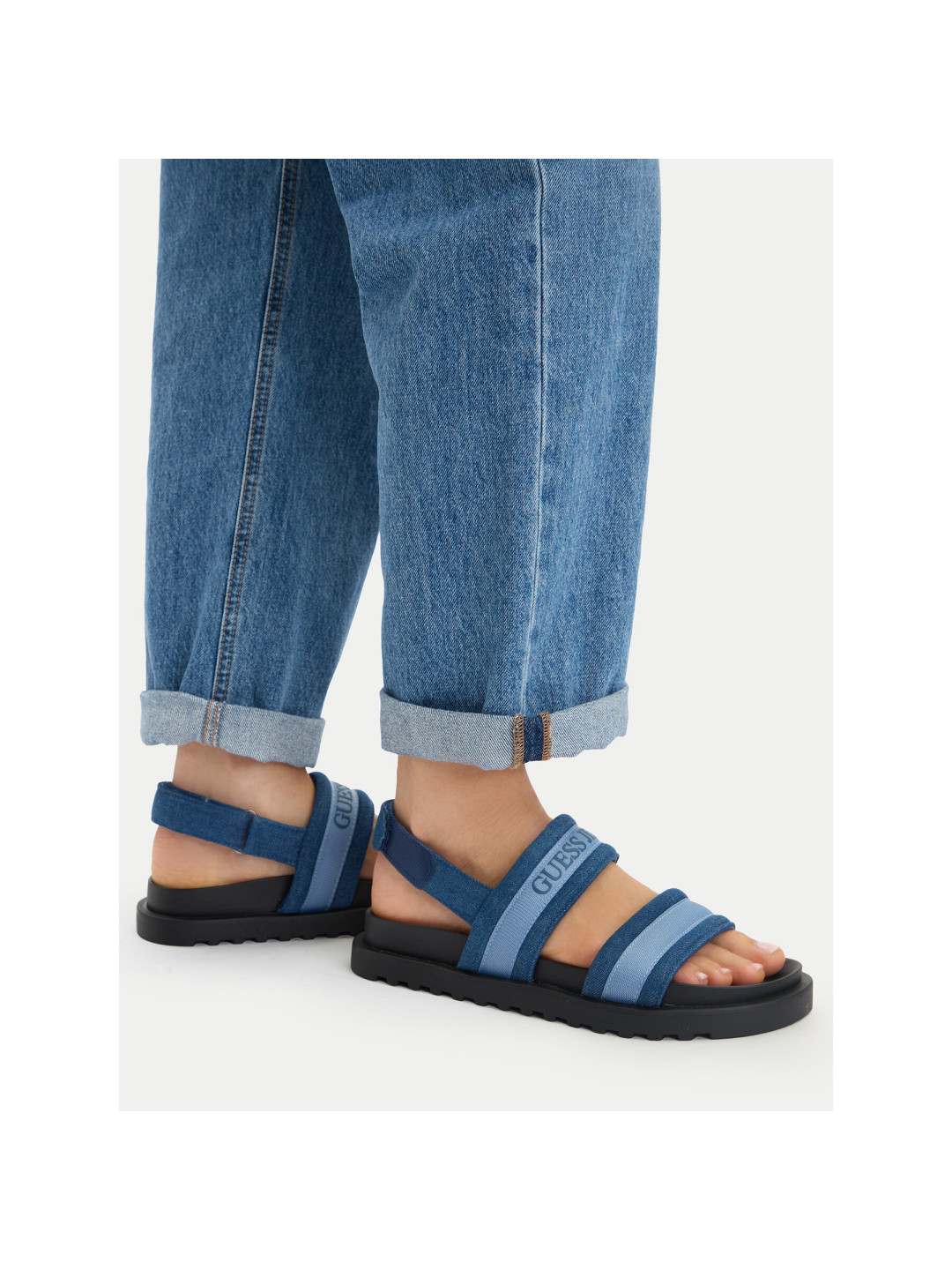Sandály Guess Jeans EO-GJ2122 Modrá