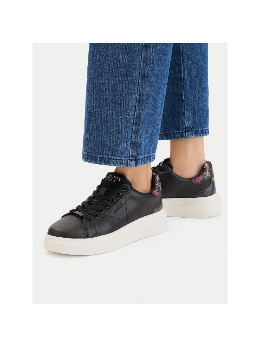 Sneakersy Guess FLPE11 LEA12 Černá