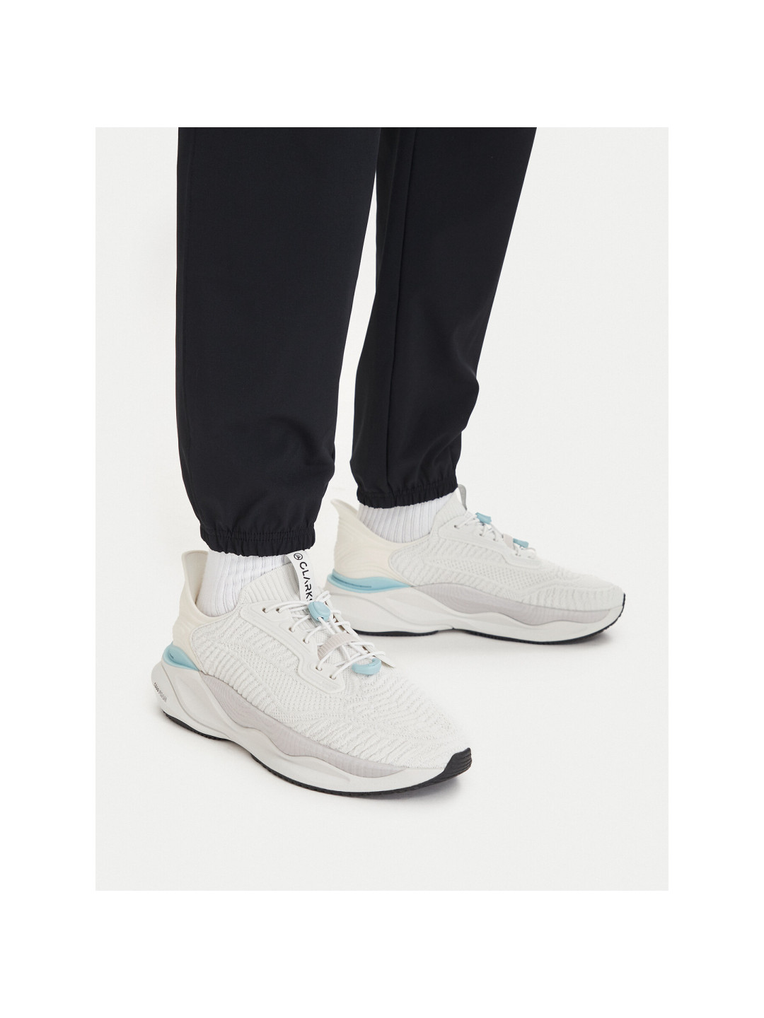Sneakersy Clarks Pace Rise 26187374 Bílá