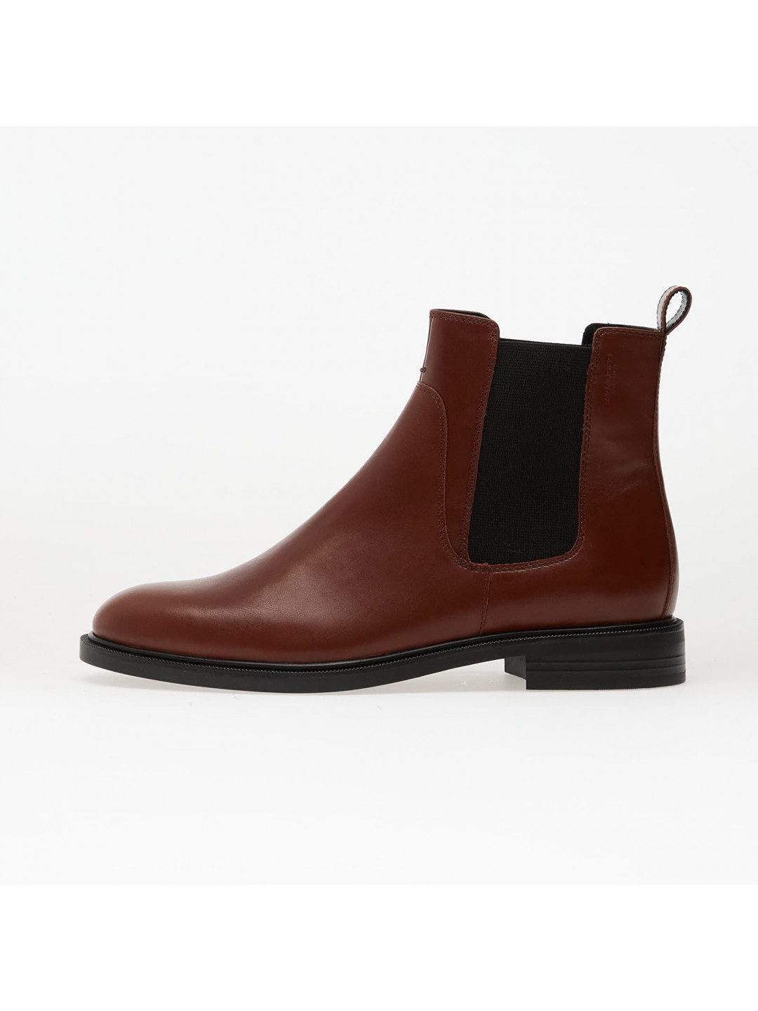 Vagabond Amina Brown 37