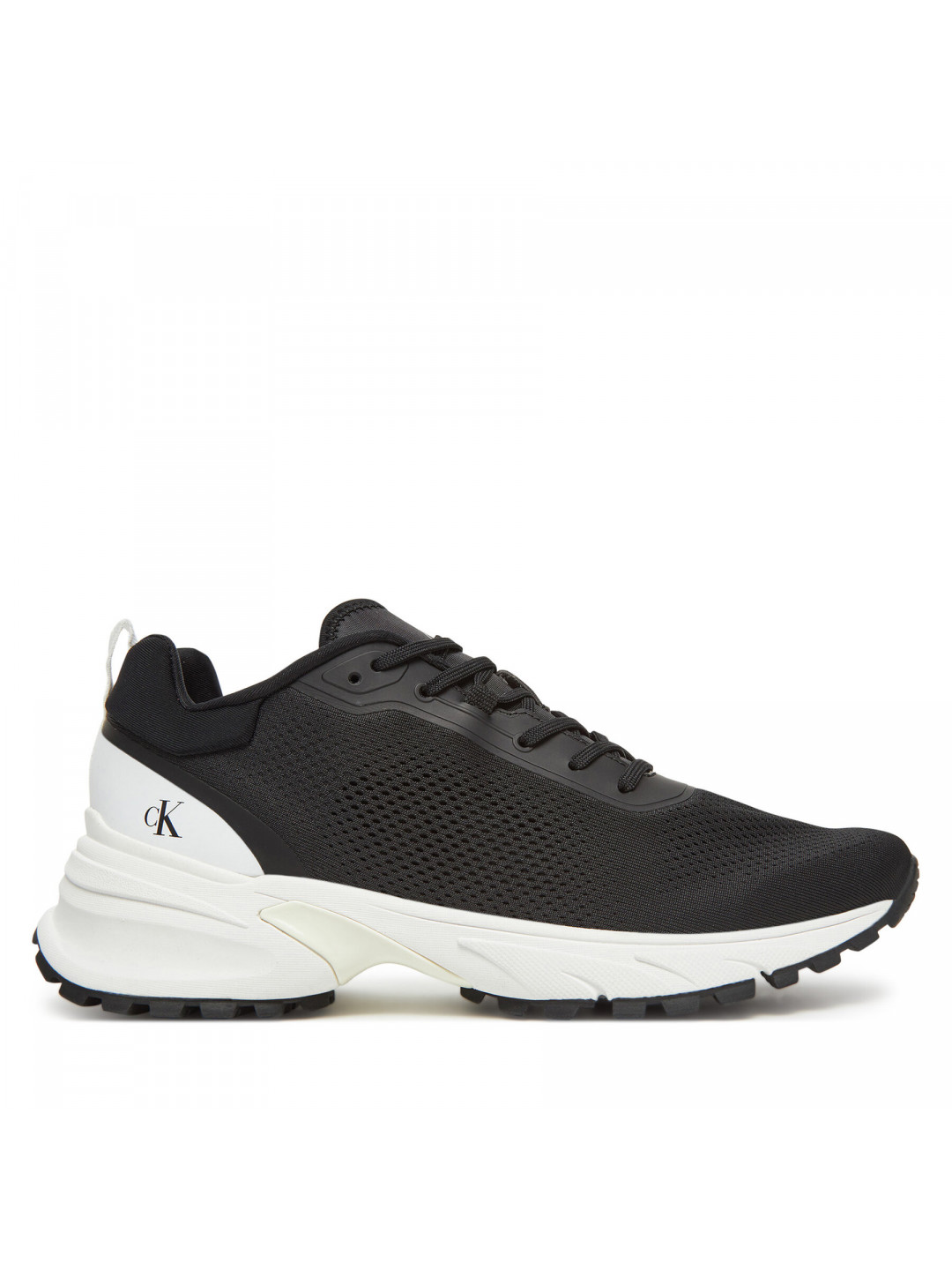 Sneakersy Calvin Klein Jeans Hike Runner Tech Knit YM0YM01284 Černá