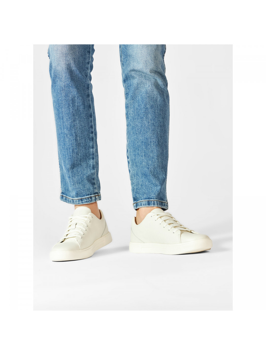 Sneakersy Clarks Un Costa Lace 261401647 Bílá